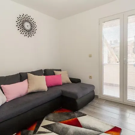 App Joly In Center Old Town Apartment Biograd Na Moru