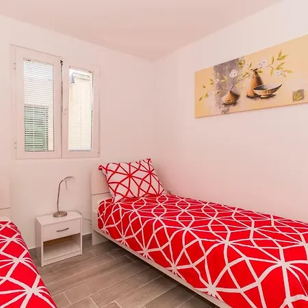 App Joly In Center Old Town Apartment *